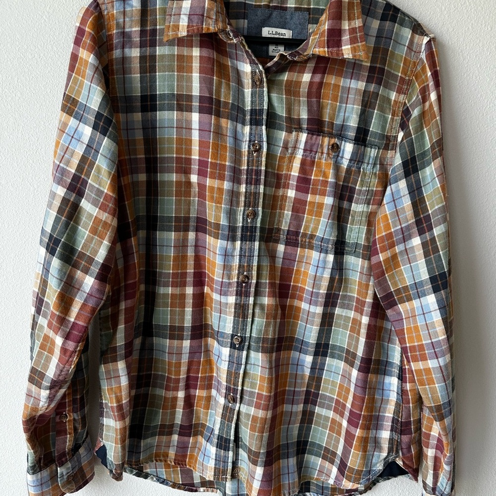 Vintage Men's blue brown green Plaid button down organic cotton flannel Shirt